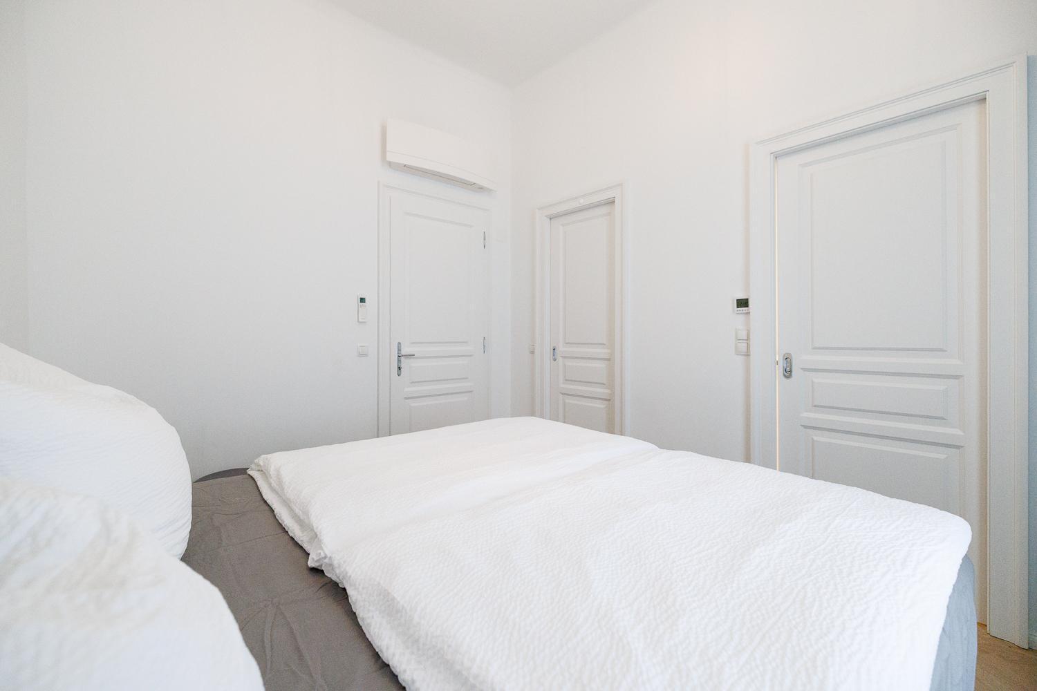 Ultra Spacious 3-bedroom 3-bath Steps From Vienna's Historic Heart * Wien